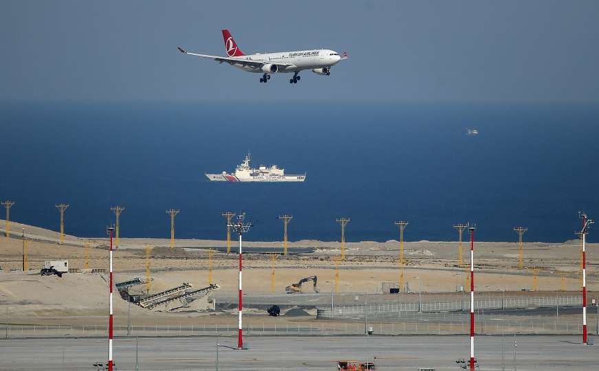 Na novi aerodrom u Istanbulu sletjeli prvi avioni